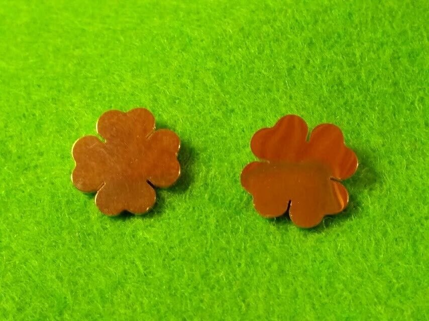 Pendientes acero dorados mujer colección primavera trébol con presión